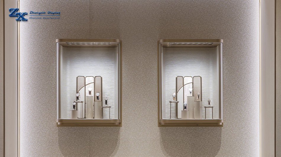 What are the types of jewelry display cabinets? What are their advantages?