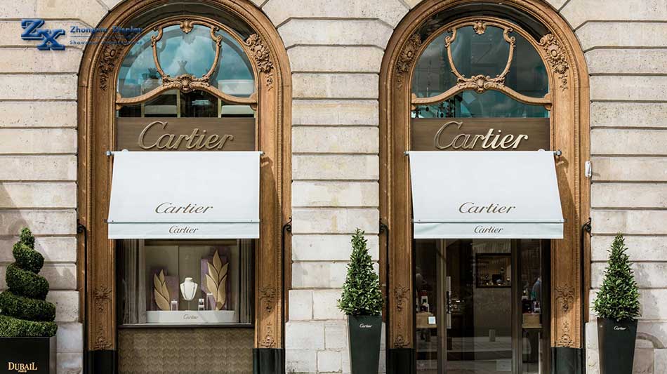The front design of a jewelry store is one of the important factors in enhancing the brand