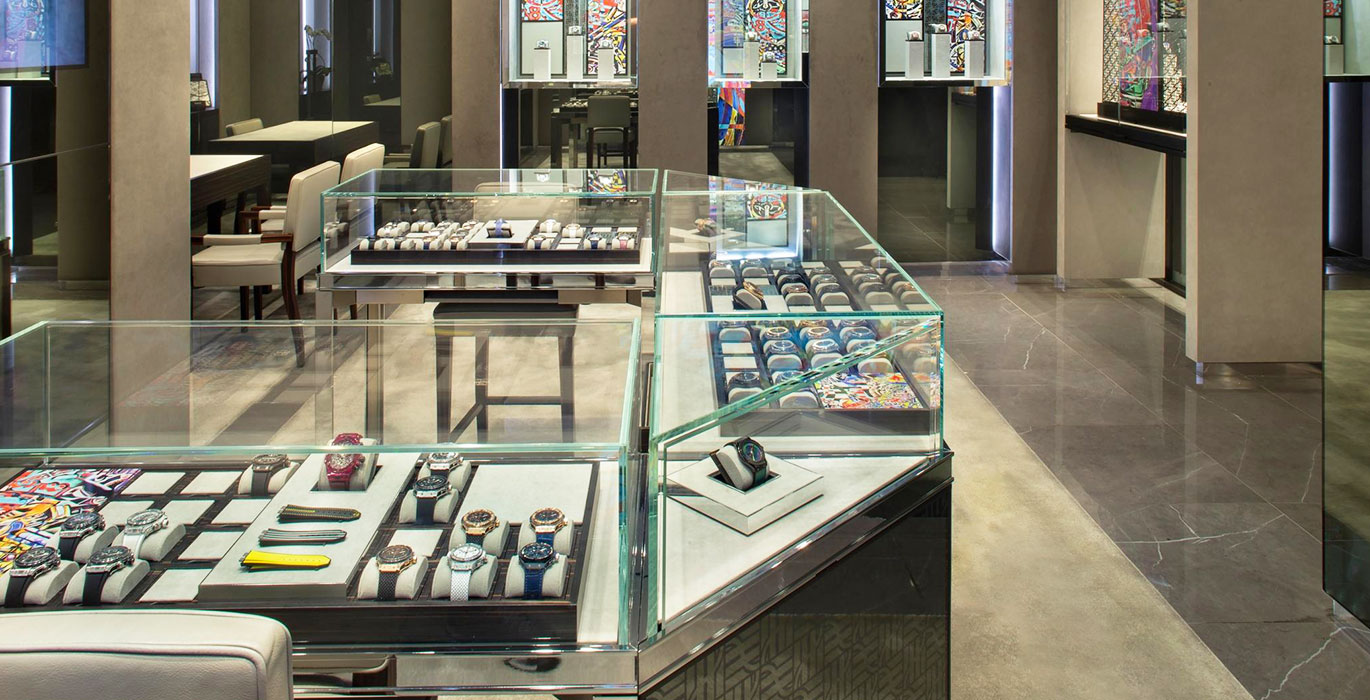 【China】Watch Retail Flagship Store Showcase Project