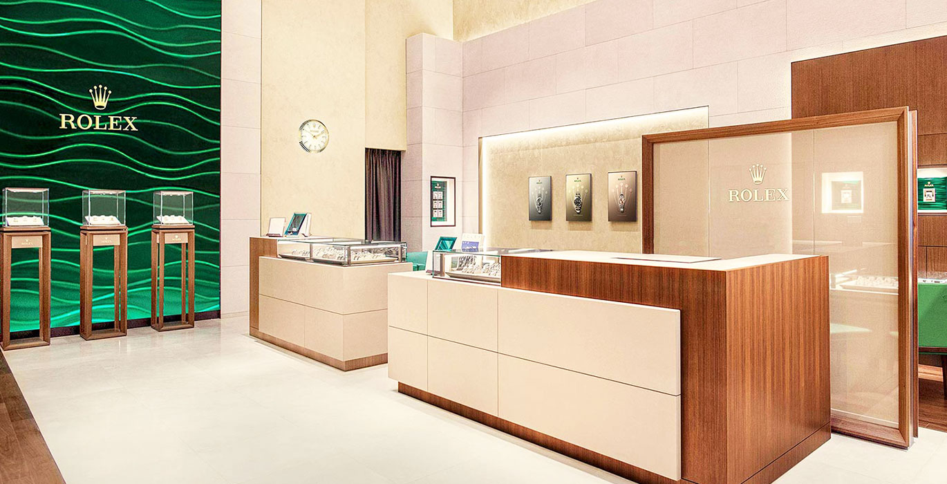 【Spain】 Luxury watch showcase customization project
