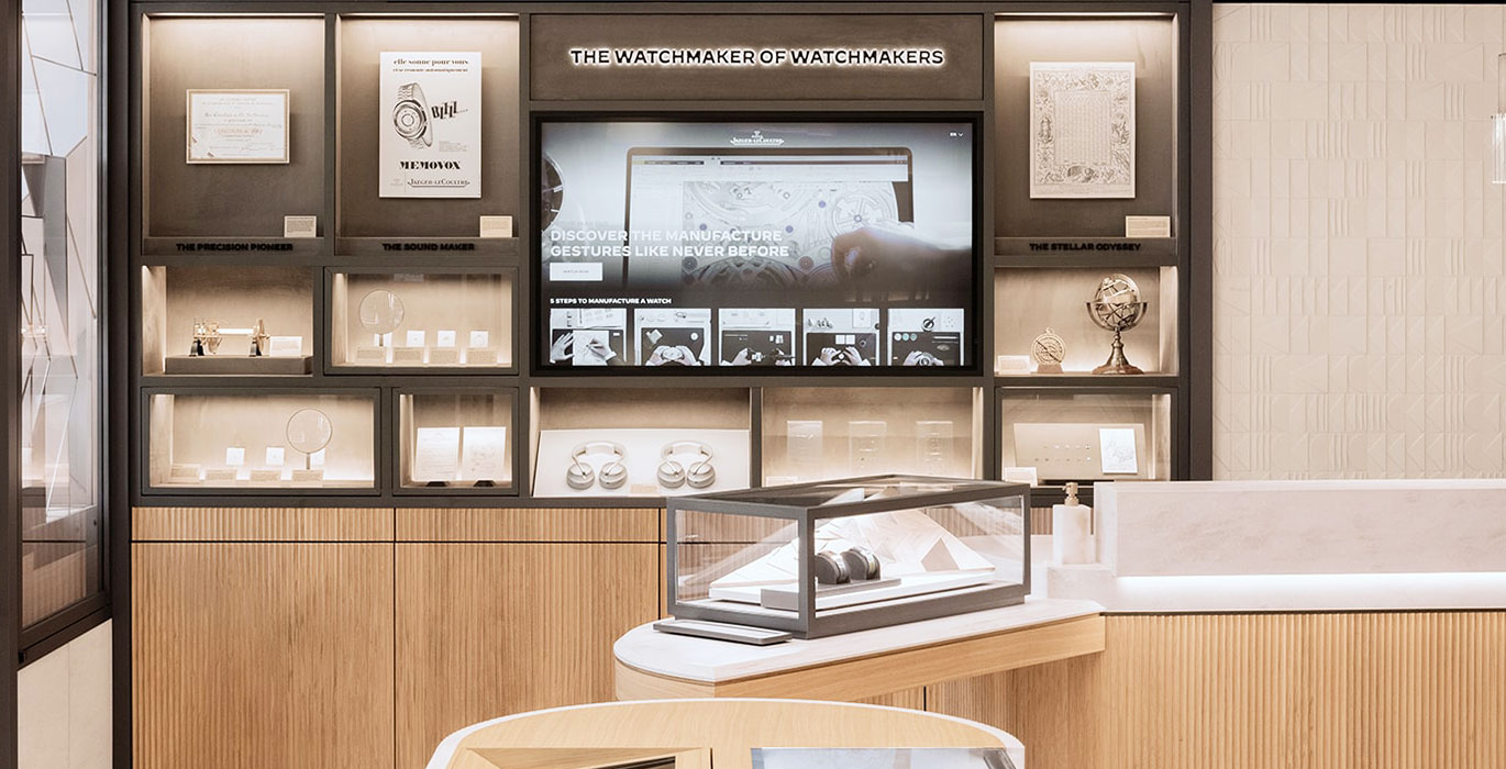 【USA】High-end watch chain store showcase project