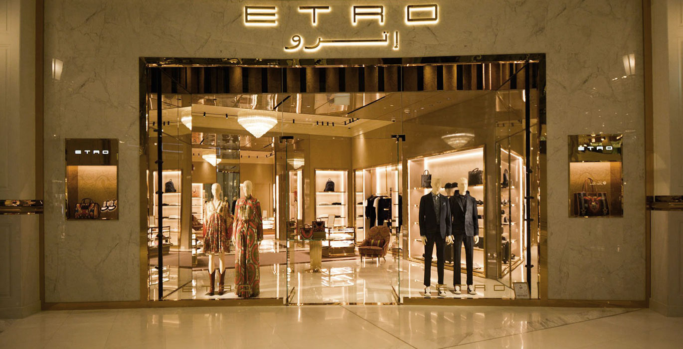 【Doha】Luxury retail store high-end showcase customization project