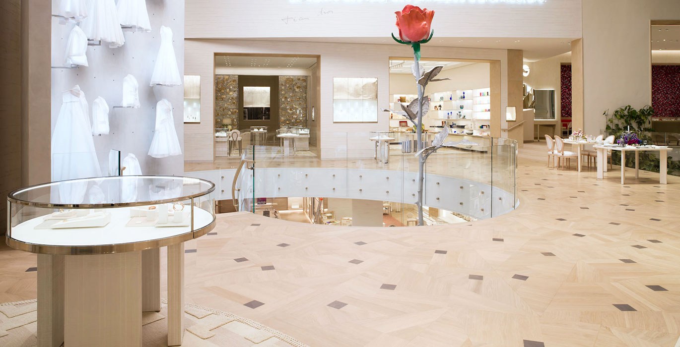 【France】Famous luxury retail store architectural showcase project