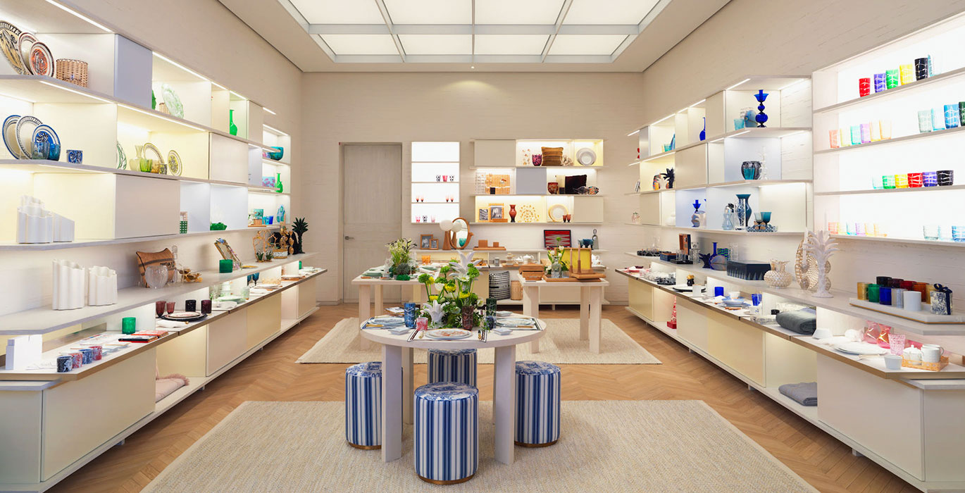 【France】Famous luxury retail store architectural showcase project