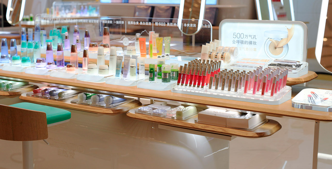 China High-end Cosmetics Retail Kiosk Interior Design Showcase Project