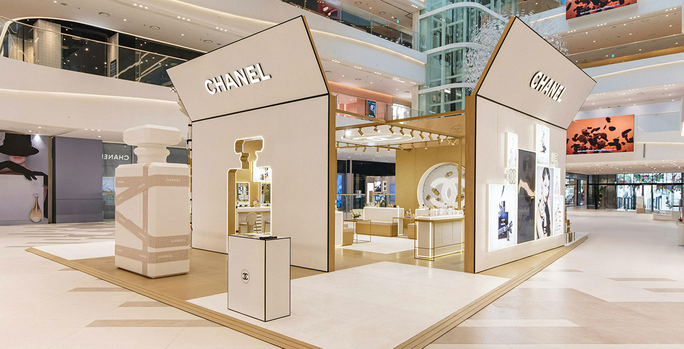 High-end shopping mall brand perfume and fragrance retail kiosk display cabinet project