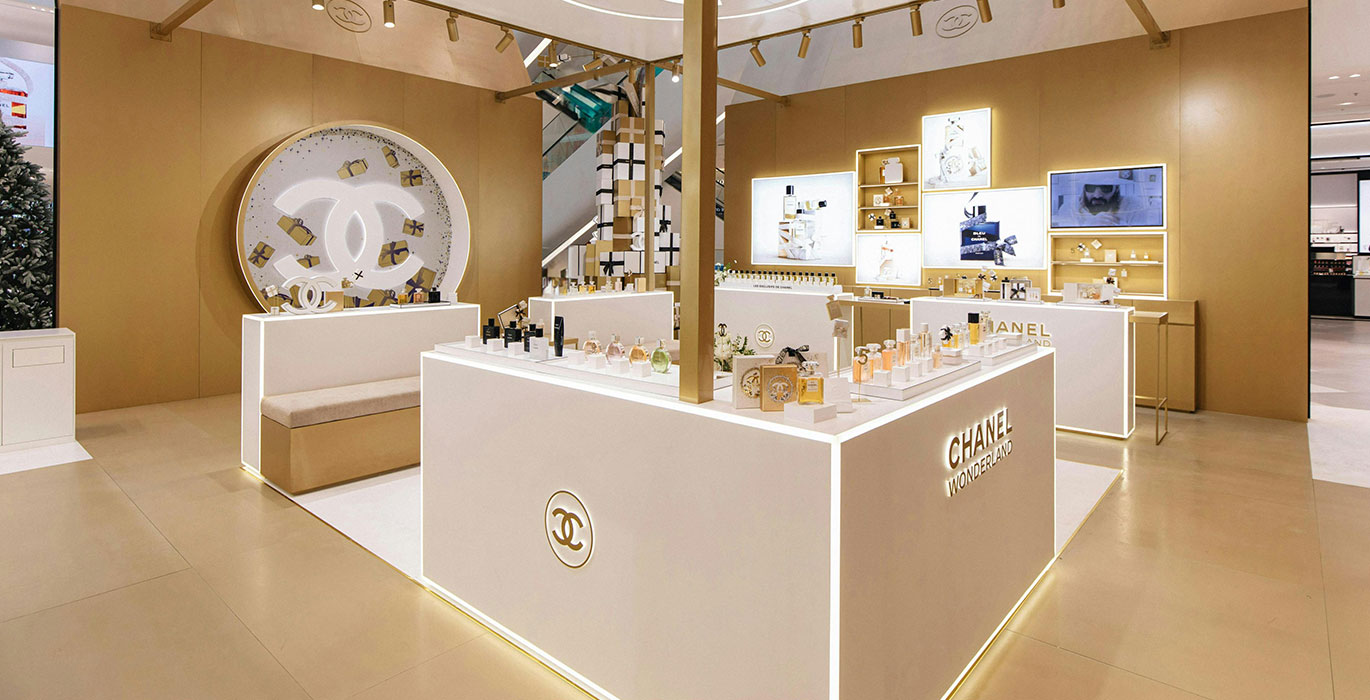 High-end shopping mall brand perfume and fragrance retail kiosk display cabinet project