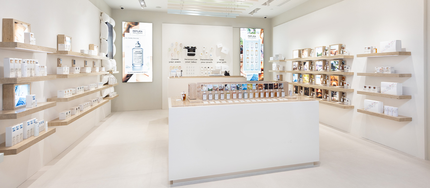 Modern minimalist style brand fragrance retail store showcase design project