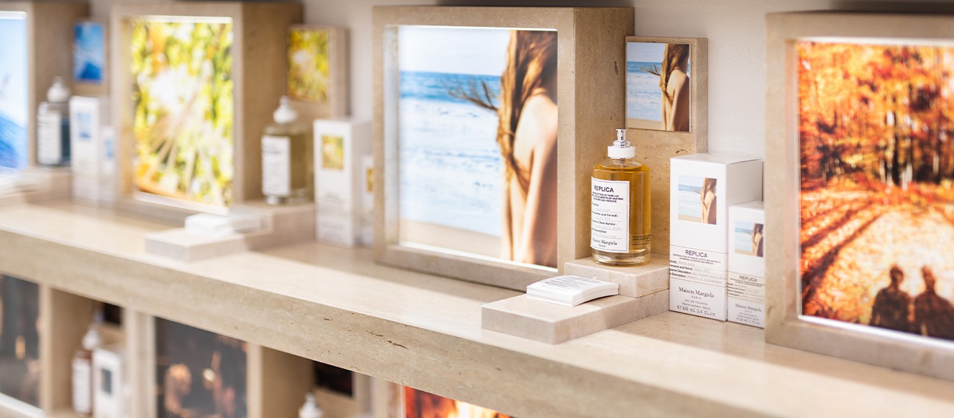 Modern minimalist style brand fragrance retail store showcase design project